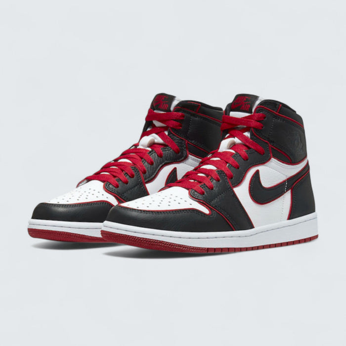 Nike Air Jordan 1 Retro High OG 'Bloodline'
