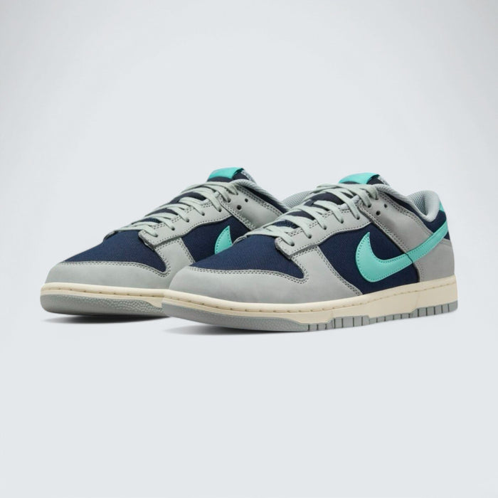 Nike Dunk Low 'Dark Obsidian Green Frost'