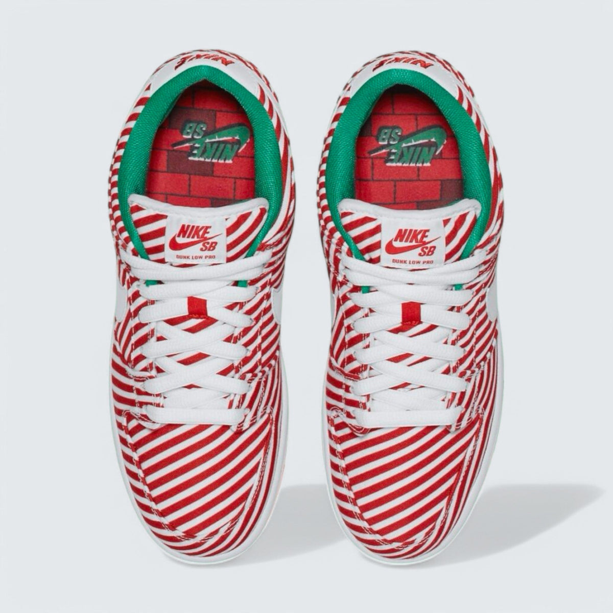 Nike SB Dunk Low 'Candy Cane'