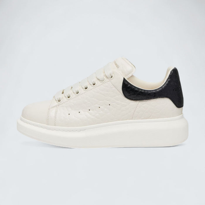 Alexander McQueen Oversized Sneaker in Off White Black