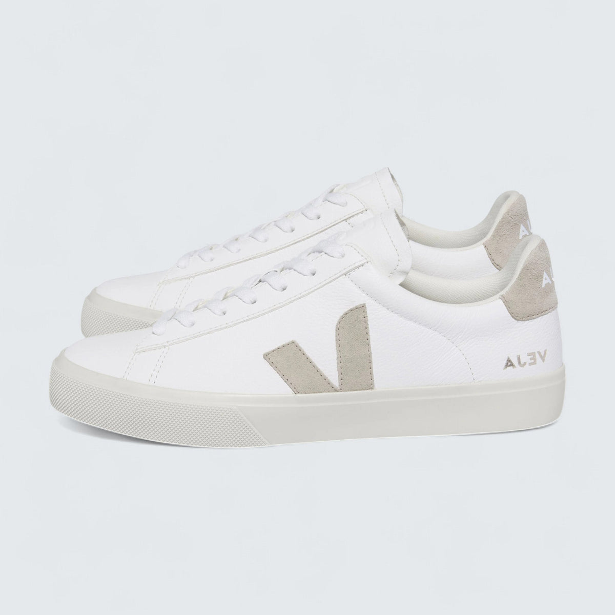 Veja Campo Chromefree Leather 'White Almond'